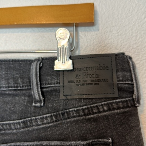 Abercrombie Fitch Athletic Skinny Jeans NWT size 38W 34L - Picture 6 of 8